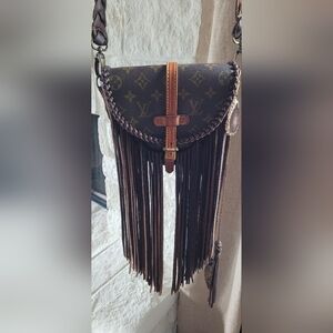 Vintage Bogo Crossbody Bag